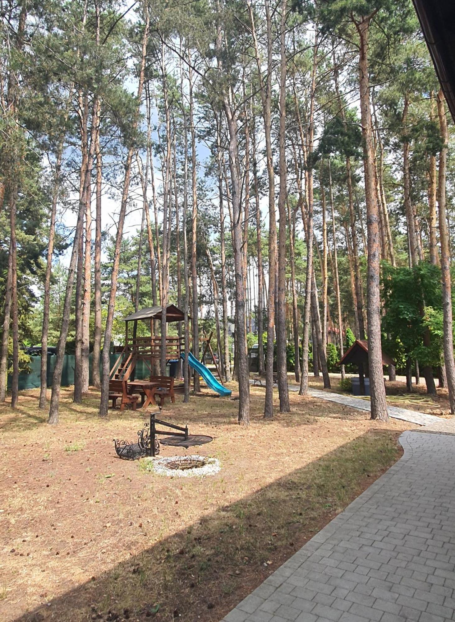 Domowa- Restauracja I Pokoje Wielen Zaobrzanski Bagian luar foto